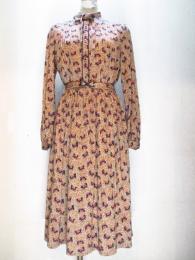 ちょうちょ&リーフ柄ワンピース(キャメルxネイビー)