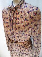 ちょうちょ&リーフ柄ワンピース(キャメルxネイビー)