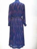 花&点々ストライプ柄ワンピース(ネイビーxピンクxレッドxターコイズ)