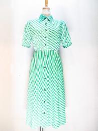 幾何学メッシュ柄ワンピース(グリーンxライトグリーンxホワイト)