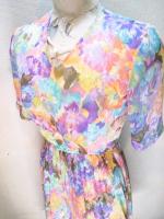 花柄ワンピース(ピンク&ライトブルー&パープル&イエロー&ブラウン)