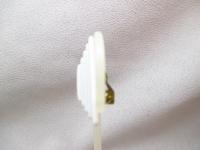 フランス製　アンティーク三角イヤリング(ホワイト)