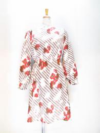 斜めボーダー&花柄ワンピース(クリームxブラウン&レッド)