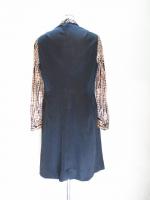 無地&幾何学柄ワンピース(ブラックxベージュ&ブラウン)