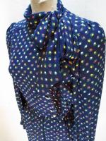 ハート形小花柄ワンピース(ネイビーxイエロー&ピンク&ホワイト)