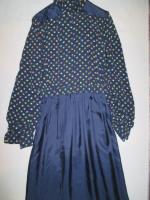 ハート形小花柄ワンピース(ネイビーxイエロー&ピンク&ホワイト)